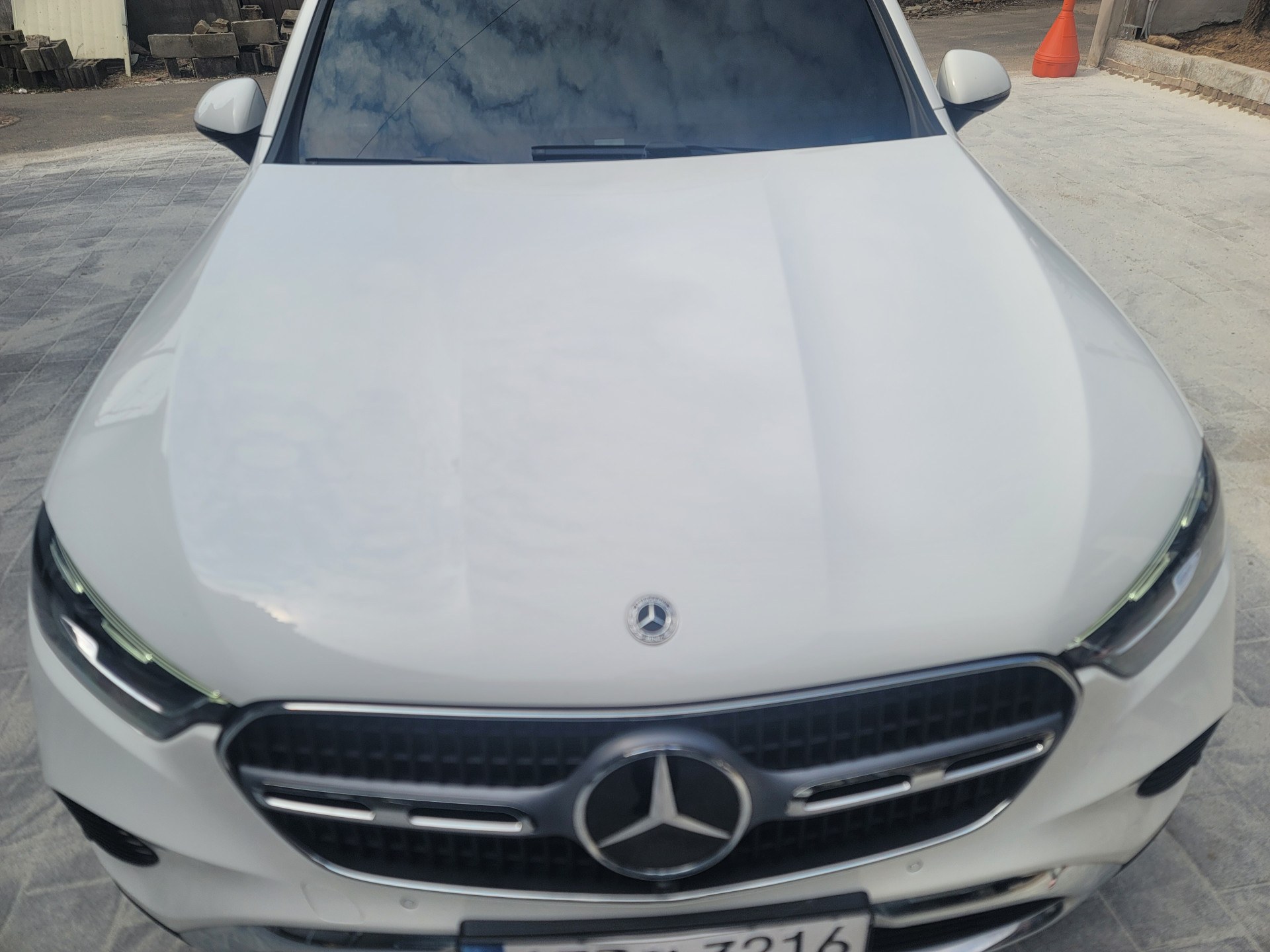 무심사 자동차 구독 — 벤츠 GLC300 4MATIC (2024년식·2.9만km, 신용조회 없이)